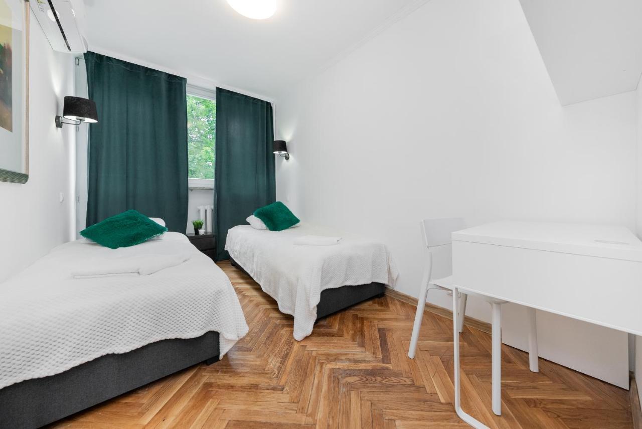 Unitapartaments Short Rent Apartment In Warsaw By Metro Station Rondo Onz Apart With 3Bedrooms 23 Buitenkant foto