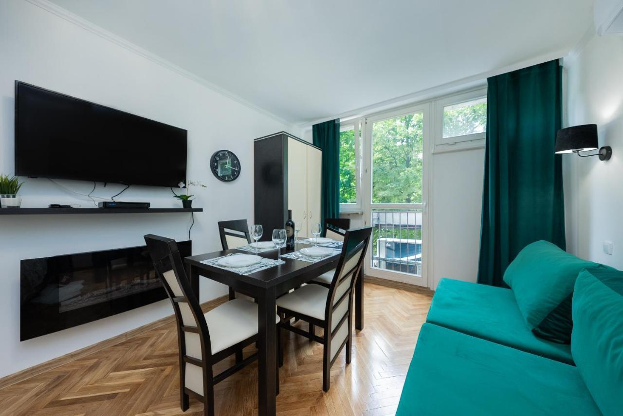 Unitapartaments Short Rent Apartment In Warsaw By Metro Station Rondo Onz Apart With 3Bedrooms 23 Buitenkant foto