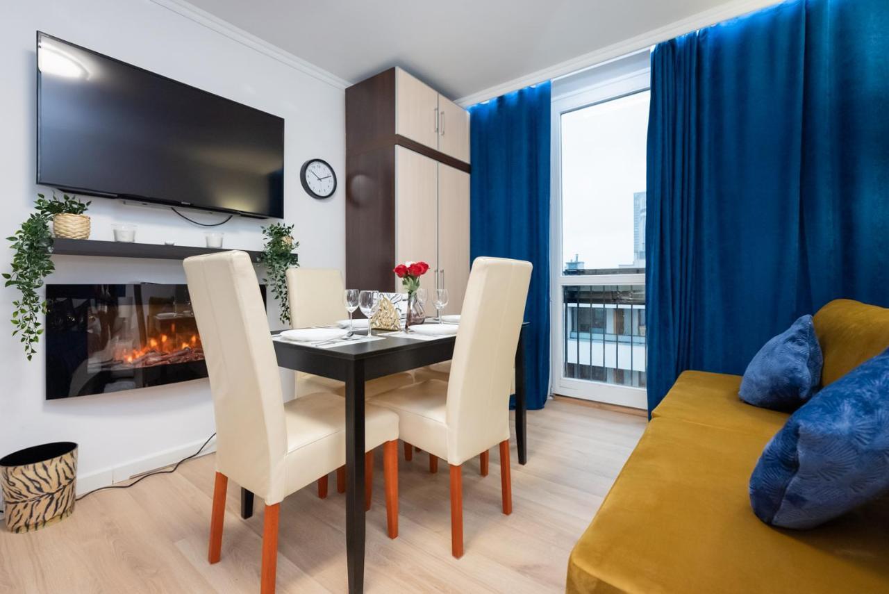 Unitapartaments Short Rent Apartment In Warsaw By Metro Station Rondo Onz Apart With 3Bedrooms 23 Buitenkant foto